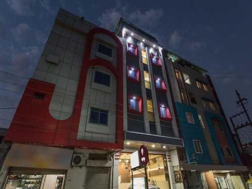 โอโย 4042 โฮเต็ล เมหาร เรซิเดนซี Hotel อินดอร์ ภายนอก รูปภาพ